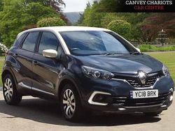 Blue/cream Used 2018 Renault Captur Play SUV | £5,500 (Good price)