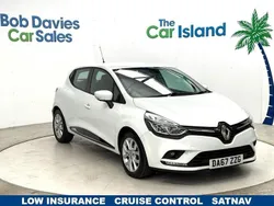 White Used 2017 Renault Clio IV Dynamique Hatchback | £6,600 (Fair price)
