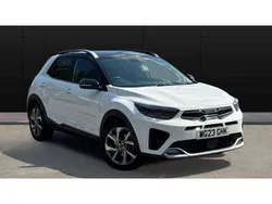 White Used 2023 Kia Stonic 4 SUV | £18,918 (Fair price)