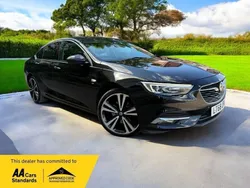 Black Used 2018 Vauxhall Insignia Elite Hatchback | £7,295 (Good price)