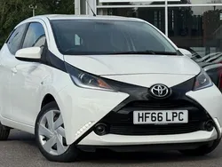 White flash Used 2016 Toyota Aygo X-play Hatchback | £6,768 (Good price)