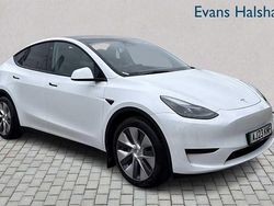 White Used 2023 Tesla Model Y RWD SUV | £22,590 (Fair price)