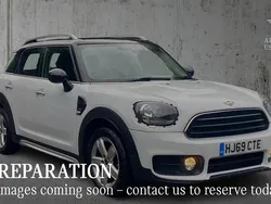 White Used 2019 Mini Cooper Countryman Classic SUV | £14,841 (Fair price)