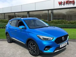 Battersea blue Used 2022 MG ZS Exclusive Sedan | £14,795 (Fair price)