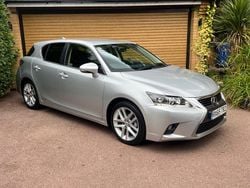 Silver Used 2015 Lexus CT200h Hatchback | £8,798 (Good price)