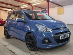 Blue Used 2015 Hyundai i10 SE Hatchback | £3,850 (Good price)