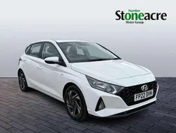 White Used 2022 Hyundai i20 SE Hatchback | £12,495 (Fair price)