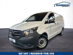 White Used 2020 Mercedes Vito MPV | £10,995 (Fair price)