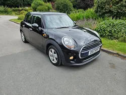 Black Used 2017 Mini Cooper D Hatch Hatchback | £3,695 (Good price)