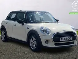 White Used 2019 Mini Cooper Classic Hatchback | £10,699 (Fair price)
