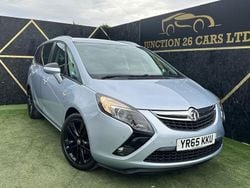 Silver Used 2015 Vauxhall Zafira SRi MPV | £5,995 (Fair price)