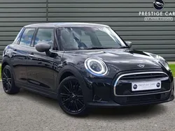 Black Used 2021 Mini Cooper Exclusive Hatchback | £17,994 (Fair price)