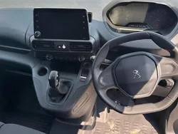 White Used 2021 Peugeot Partner Premium MPV | £8,998 (Super price)