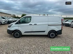 White Used 2017 Ford Transit Custom Van | £7,449 (Fair price)