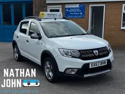 White Used 2018 Dacia Sandero Lauréate Hatchback | £5,075 (Fair price)