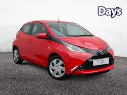 Red Used 2018 Toyota Aygo X-play Hatchback | £6,999 (Good price)