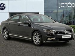Black Used 2019 VW Passat R-line Sedan | £13,843 (Fair price)