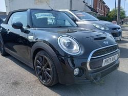 Used 2017 Mini Cooper S Hatchback | £9,995 (Fair price)