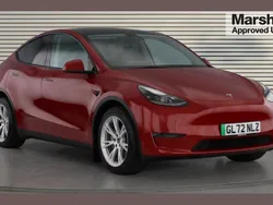 Red Used 2022 Tesla Model Y Long Range SUV | £29,332 (Fair price)