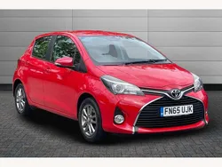 Red Used 2015 Toyota Yaris Hatchback | £7,995 (Fair price)