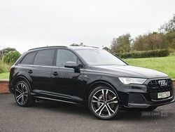 Black Used 2023 Audi Q7 S-Line SUV | £44,590 (Fair price)