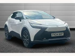 Pure white Used 2024 Toyota C-HR Design SUV | £26,521 (Fair price)