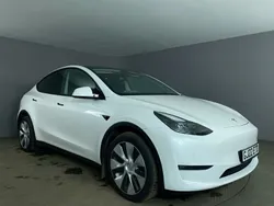 White Used 2022 Tesla Model Y Long Range SUV | £25,899 (Super price)