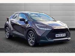 Midnight teal Used 2025 Toyota C-HR Design SUV | £28,250 (Fair price)