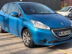 Blue Used 2012 Peugeot 208 Access Hatchback | £1,299 (Good price)