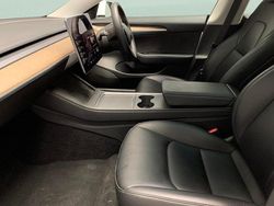 White Used 2022 Tesla Model 3 RWD Sedan | £20,775 (Fair price)