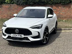 White Used 2024 MG HS Trophy SUV | £18,499 (Fair price)