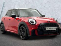 Red Used 2022 Mini Cooper Hatch Hatchback | £18,500 (Fair price)