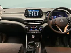 Red Used 2019 Hyundai Tucson SE SUV | £11,506 (Good price)