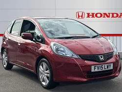 Red Used 2015 Honda Jazz ES Hatchback | £11,295 (A bit pricey)
