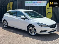 White Used 2018 Vauxhall Astra SRi Hatchback | £9,100 (Fair price)