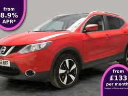 Red Used 2016 Nissan Qashqai N-Connecta SUV | £8,701 (Fair price)