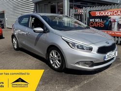 Silver Used 2012 Kia Ceed 2 Hatchback | £1,795 (Good price)