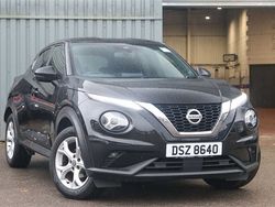 Black Used 2020 Nissan Juke N-Connecta SUV | £14,490 (Fair price)