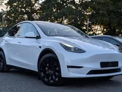 White Used 2022 Tesla Model Y Long Range AWD SUV | £31,998