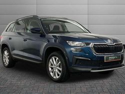 Petrol blue metallic Used 2022 Skoda Kodiaq SE SUV | £21,000 (Fair price)
