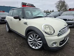 White Used 2010 Mini Cooper D Hatch Hatchback | £2,500 (Fair price)