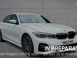 White Used 2022 BMW 318 M Sport | £23,512 (Fair price)
