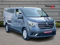 Grey New 2025 Renault Trafic Van | £32,817