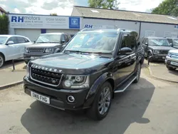 Black Used 2016 Land Rover Discovery 4 Landmark SUV | £17,690 (Good price)