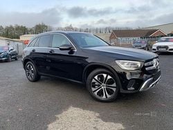 Black Used 2020 Mercedes GLC300e Estate | £21,995 (Fair price)