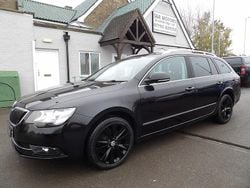 Black Used 2014 Skoda Superb Estate | £7,995 (Good price)