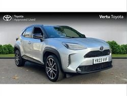 Silver Used 2023 Toyota Yaris Hybrid Sport SUV | £20,472 (Fair price)