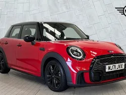 Red Used 2021 Mini Cooper Hatch Hatchback | £18,150 (Expensive)