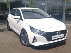 White Used 2022 Hyundai i20 SE Hatchback | £14,298 (Fair price)