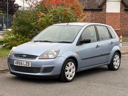 Blue Used 2005 Ford Fiesta Style Hatchback | £995 (Good price)